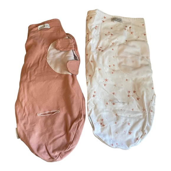 Ely's & Co. Other - Ely's & Co Bundle of Two Swaddles 0-3 Months